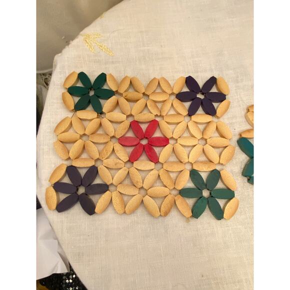 Set of 2, Vintage Wooden Beaded Trivets/Hot Pads, 1 round(ish), 1 rectangular. - Picture 3 of 12